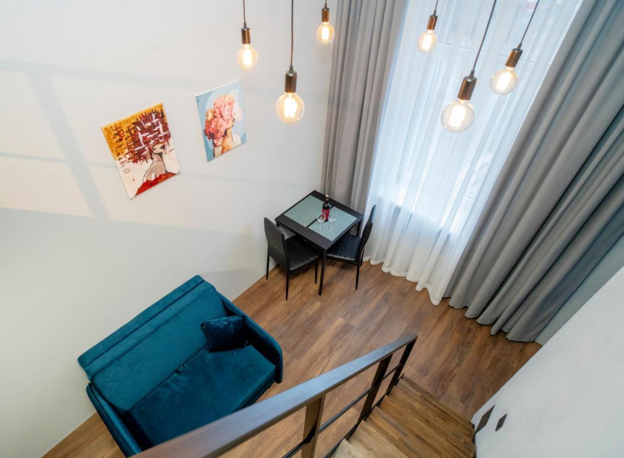 Teeny Tiny Lofts In Center カウナス エクステリア 写真